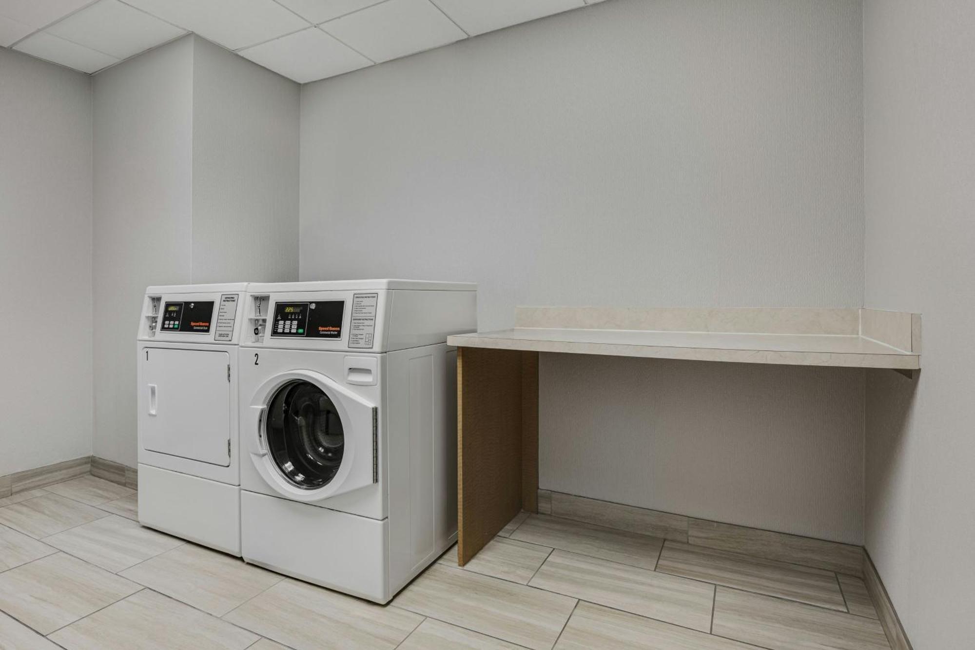 Springhill Suites By Marriott Jacksonville North I-95 Area Εξωτερικό φωτογραφία