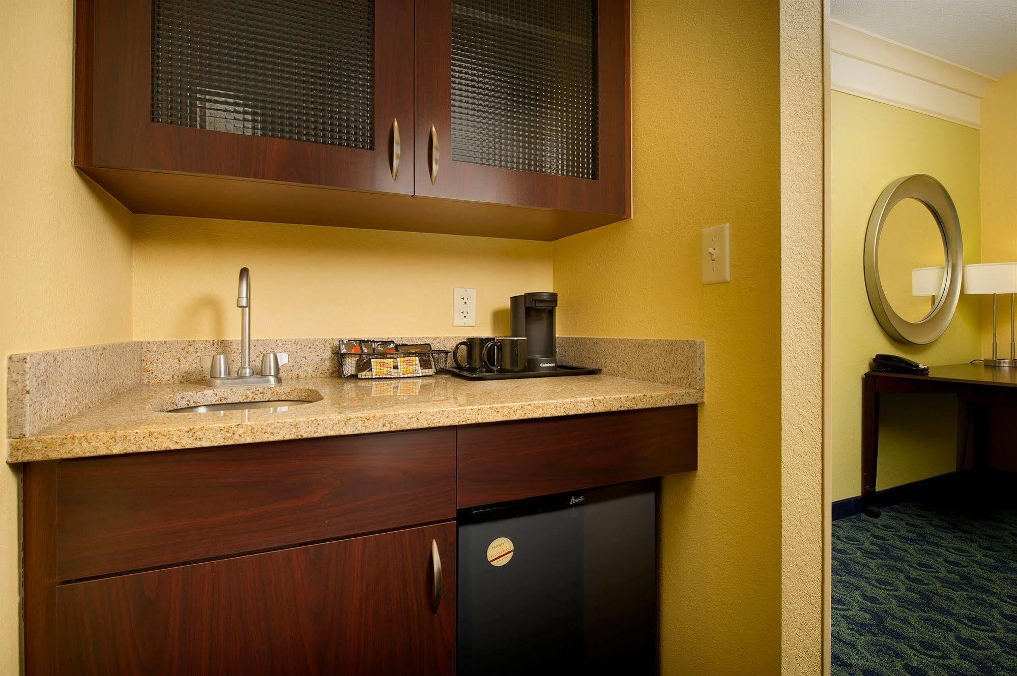 Springhill Suites By Marriott Jacksonville North I-95 Area Εξωτερικό φωτογραφία